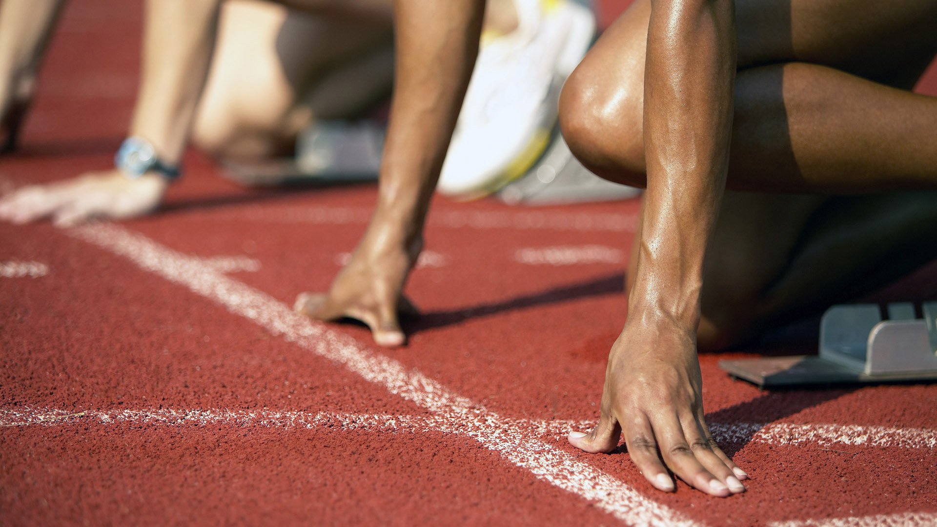 《青少年电竞竞技：成长的烦恼与未来的希望》，电竞青少年的逐梦路