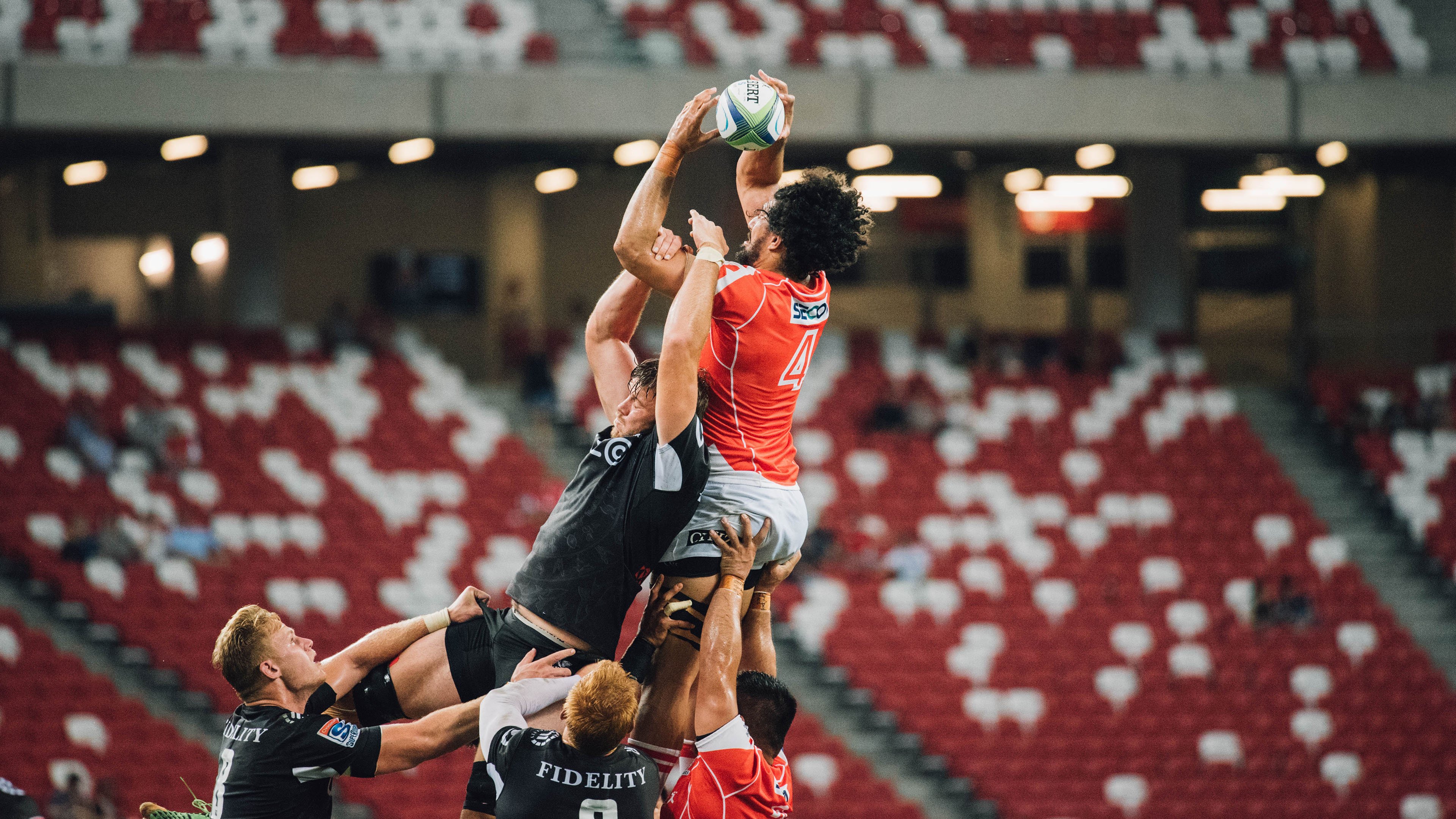 特色篮球体验馆走进偏远地区，推广运动文化，篮球体育中心